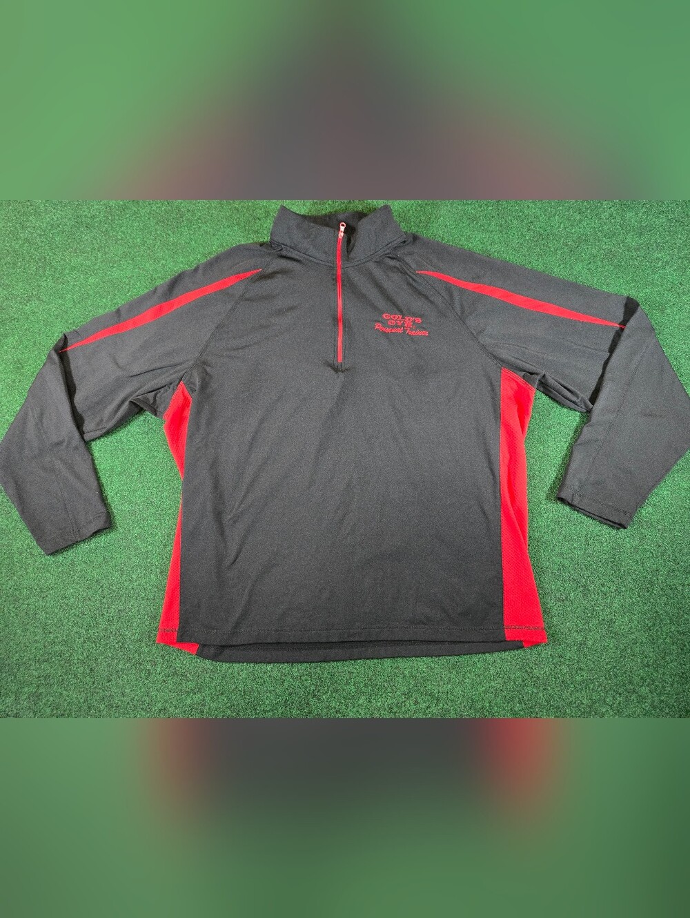 Vintage Gold's Gym "Personal Trainer" 1/4 Zip Pullover Black & Red EUC Workout